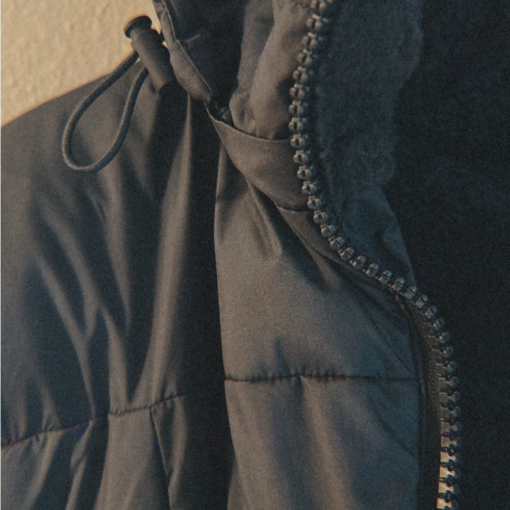Stylish Dark Blue Crop Puffer Jacket